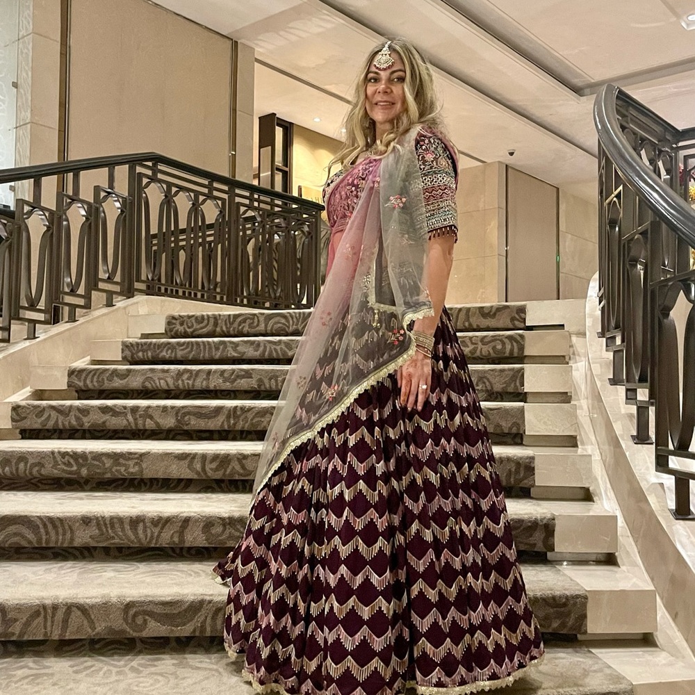 Indian Lehenga size Medium with Matching  jewelry